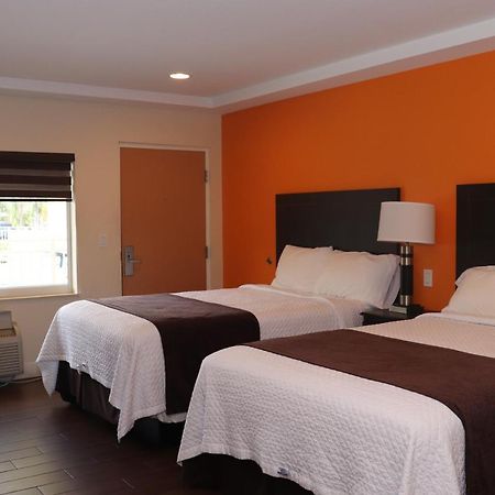 Curtis Inn & Suites ฮอลลีวูด ภายนอก รูปภาพ