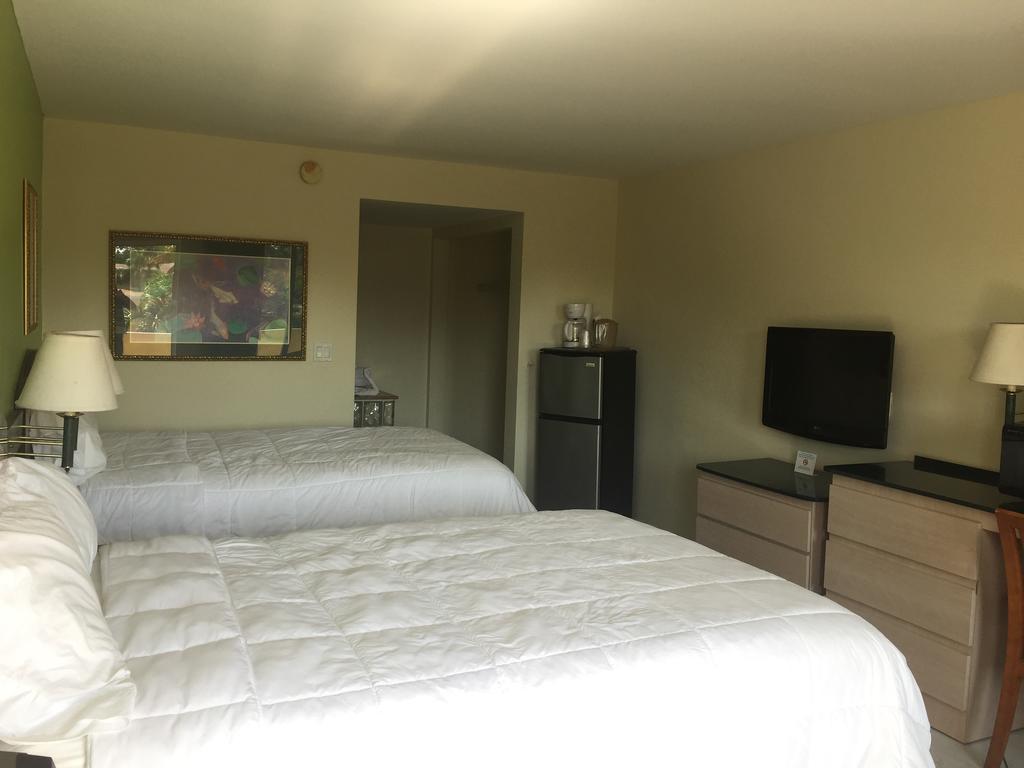 Curtis Inn & Suites ฮอลลีวูด ภายนอก รูปภาพ